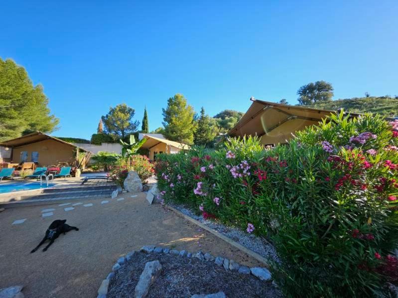 Domaine Du Chene Hotell Campagnan Exteriör bild