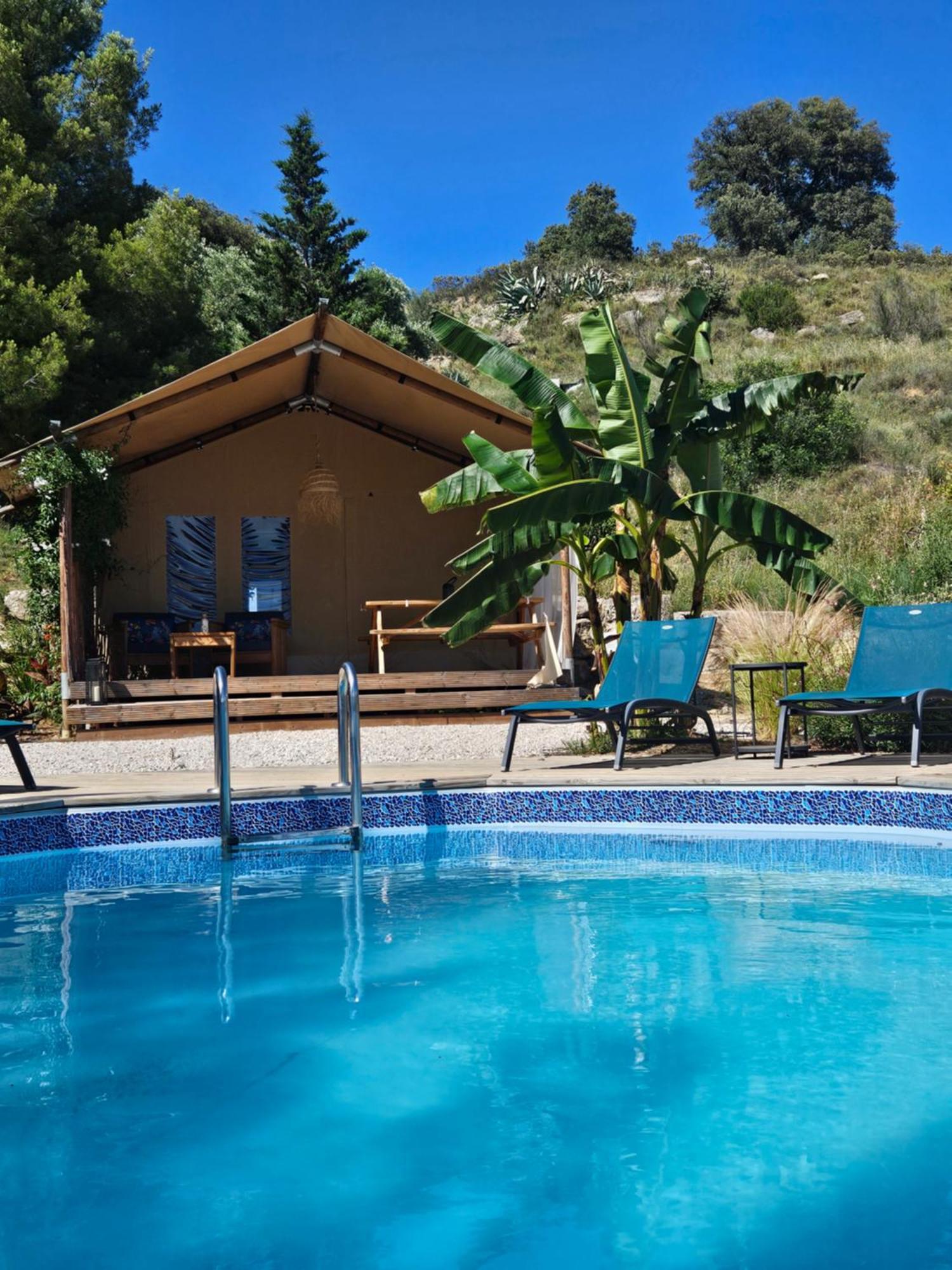 Domaine Du Chene Hotell Campagnan Exteriör bild